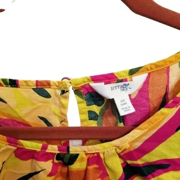 Terra & Sky Ruffle Sleeve Tropical Print Top Size 0X. 1 0192 - Picture 4 of 7